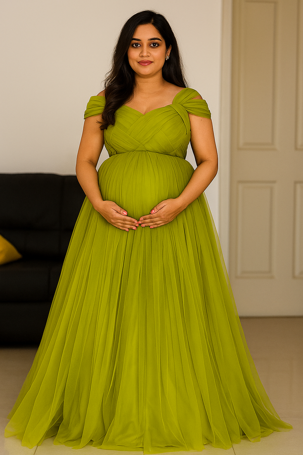 Elegant Maternity Gown – Embrace Comfort Style