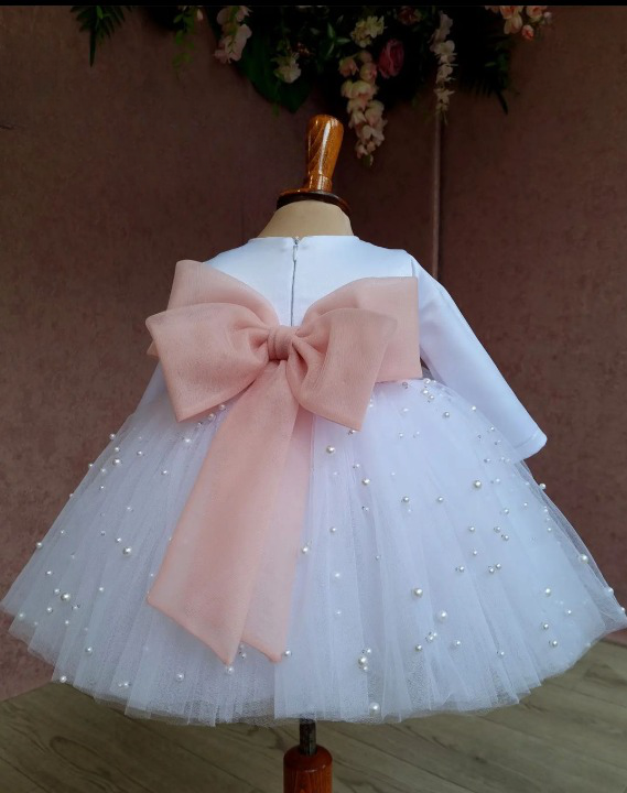 Baby frock 2025 white colour