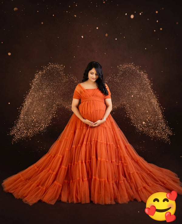 women meternity gown