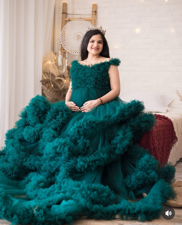 meternity gown