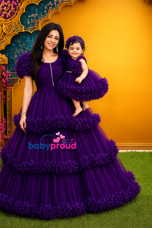 mother daughter dresses for birthday in india Mom & Combo Dresses!-Twinning Style – mom and daughter dresses in india